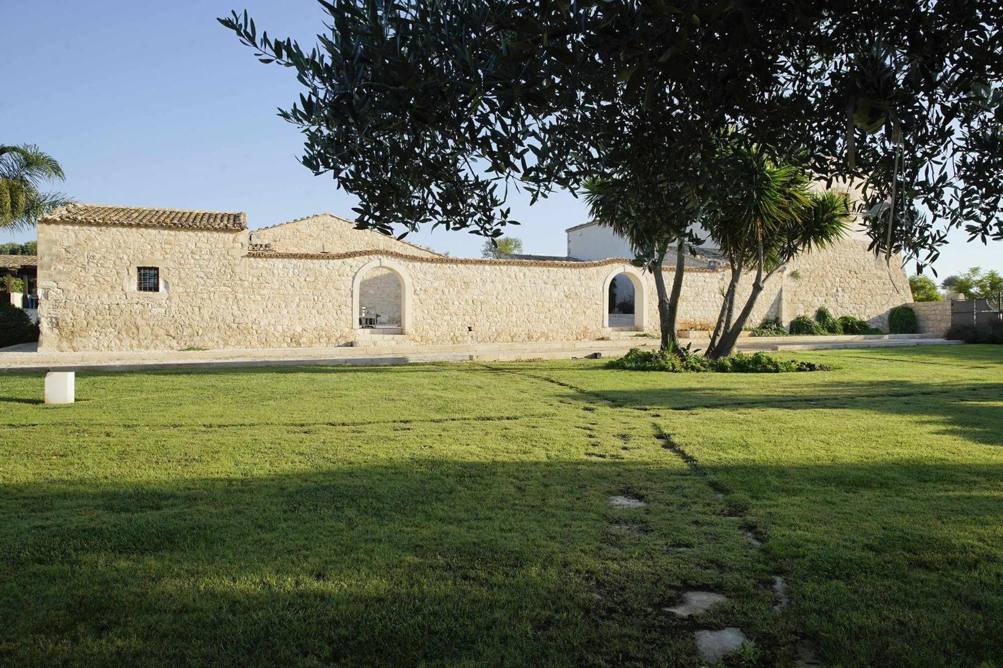Torre Dantona Country Suites Pozzallo Εξωτερικό φωτογραφία
